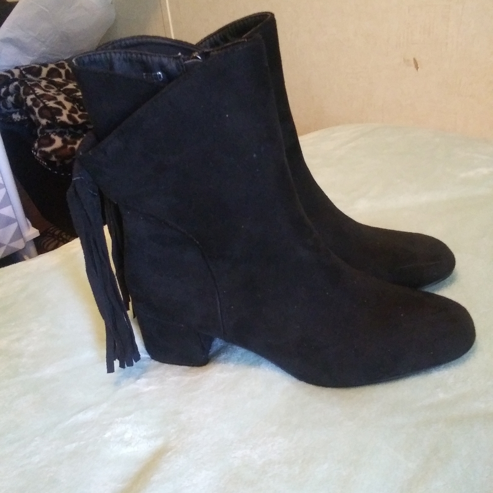 Like Brand New! Black Suede Fringe Booties🍁🍂 - Picture 1 of 6